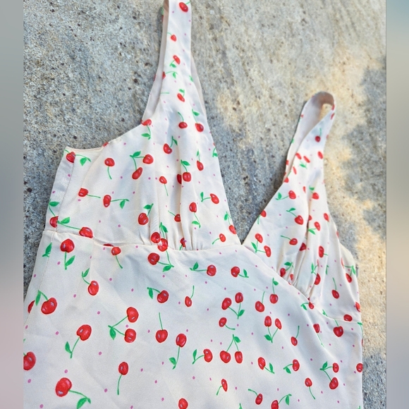 Cherry Zara satin mini dress. Size S - Picture 8 of 13